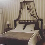 Le Moulin De Gouaix Bed & Breakfast